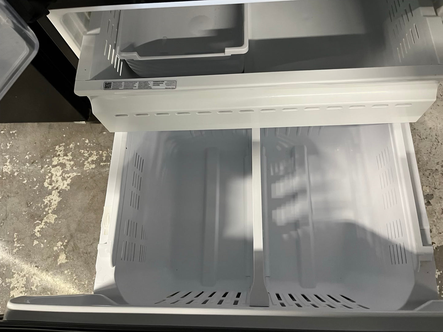 - Samsung French door refrigerator black stainless steel w/ice maker 30” #RF394TB