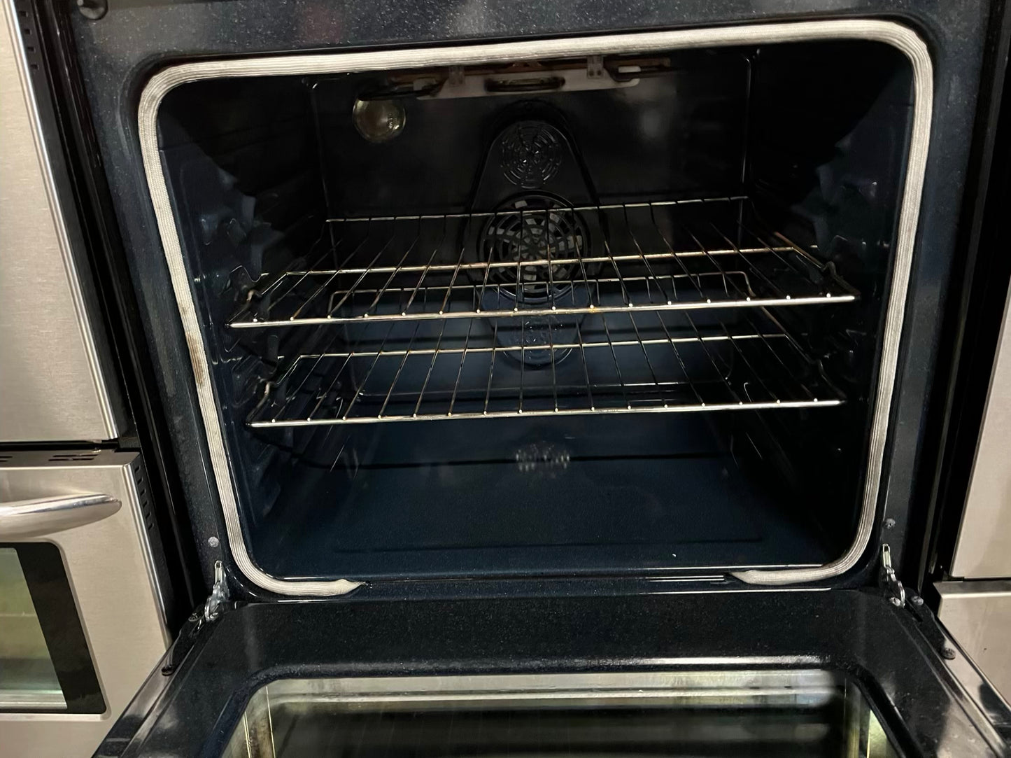 Samsung electric range 220v 5 burner warm zone convection bake roast broil steam clean Refurbished 30" #ER534AB