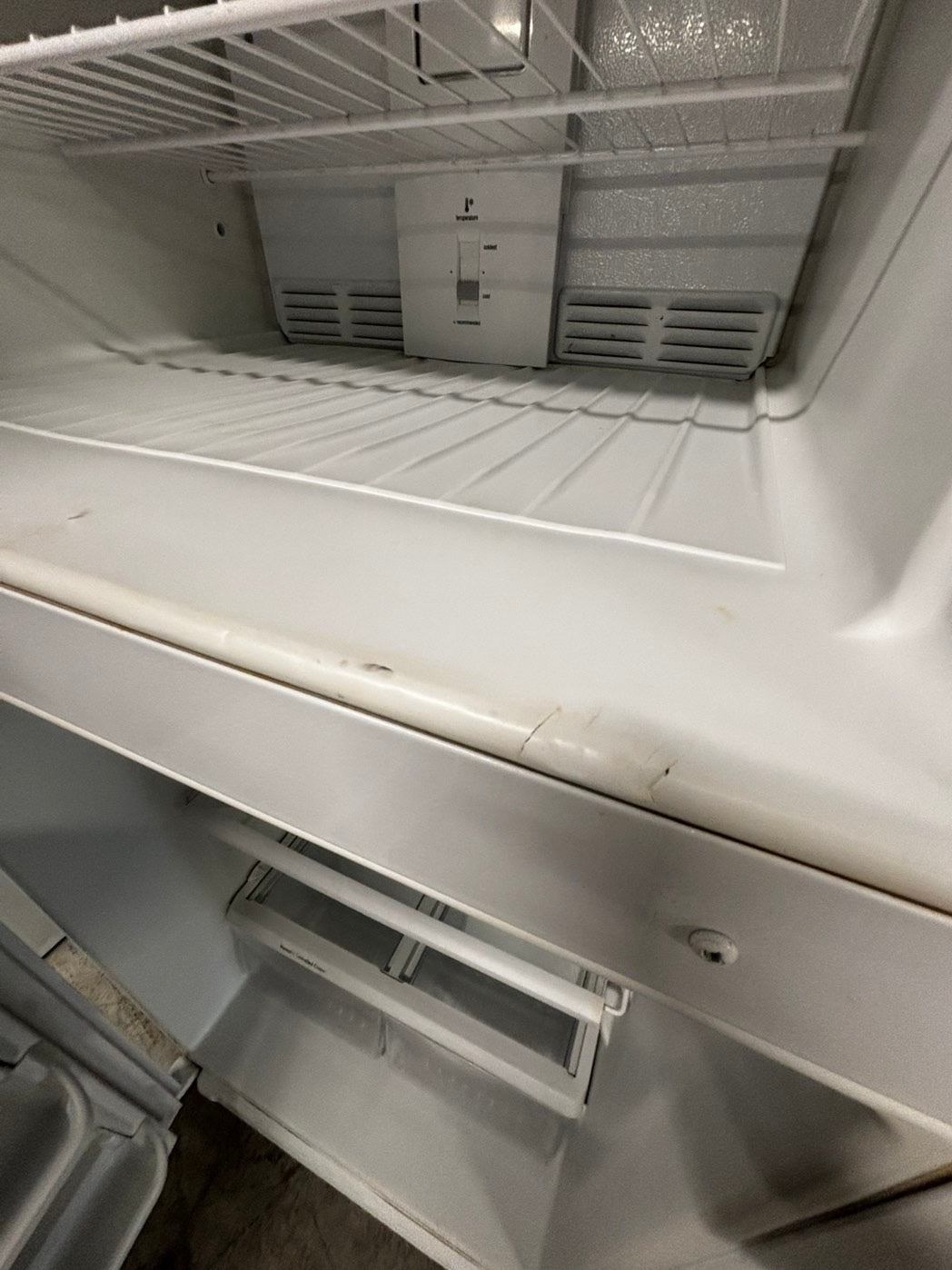 - Flash sale⚡️ Kenmore top freezer refrigerator 18cu.ft in white 30" ITEM #RFK304RB