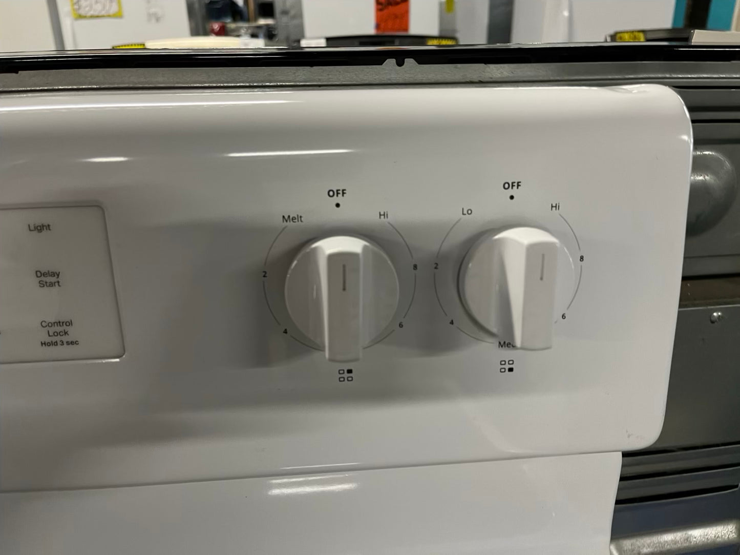 Samsung electric 220v range 4 burner bake roast broil in black & white Refurbished 30" #ER938CB