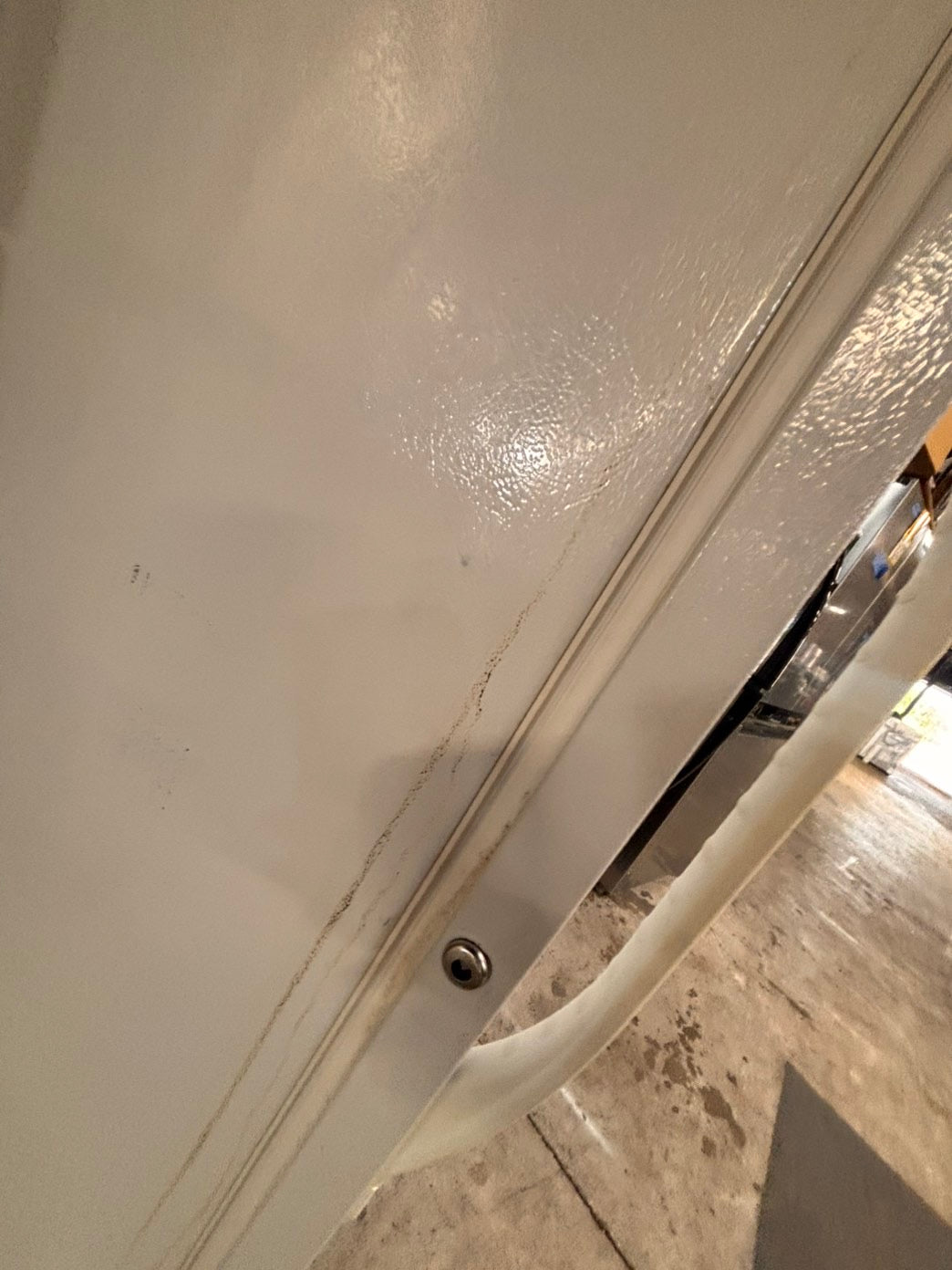 >*kenmore 21cu.ft (it’s not froost free). up-right freezer white 20cu.ft Refurbished-used #RFS1ZXB