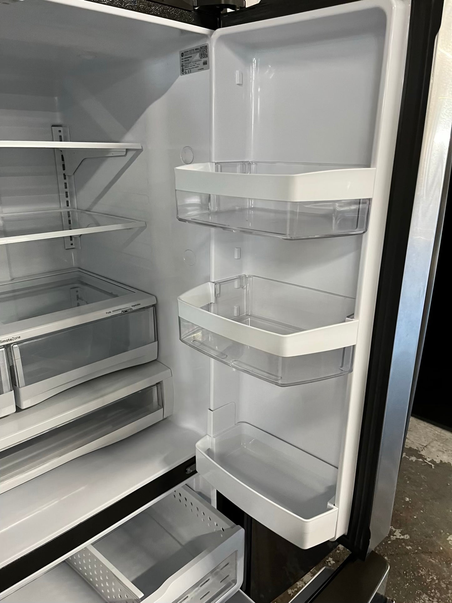 - GE French door Refrigerator stainless steel w/ ice water dispenser 36" #RF739PB