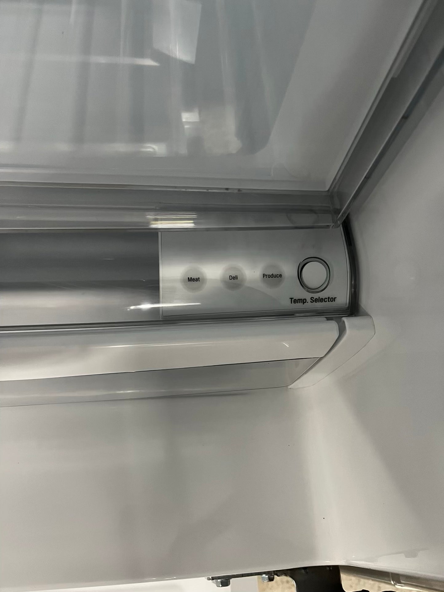 Used Refurbished LG French door refrigerator stainless steel w/ice water dispenser 33" #RF836LB-TR