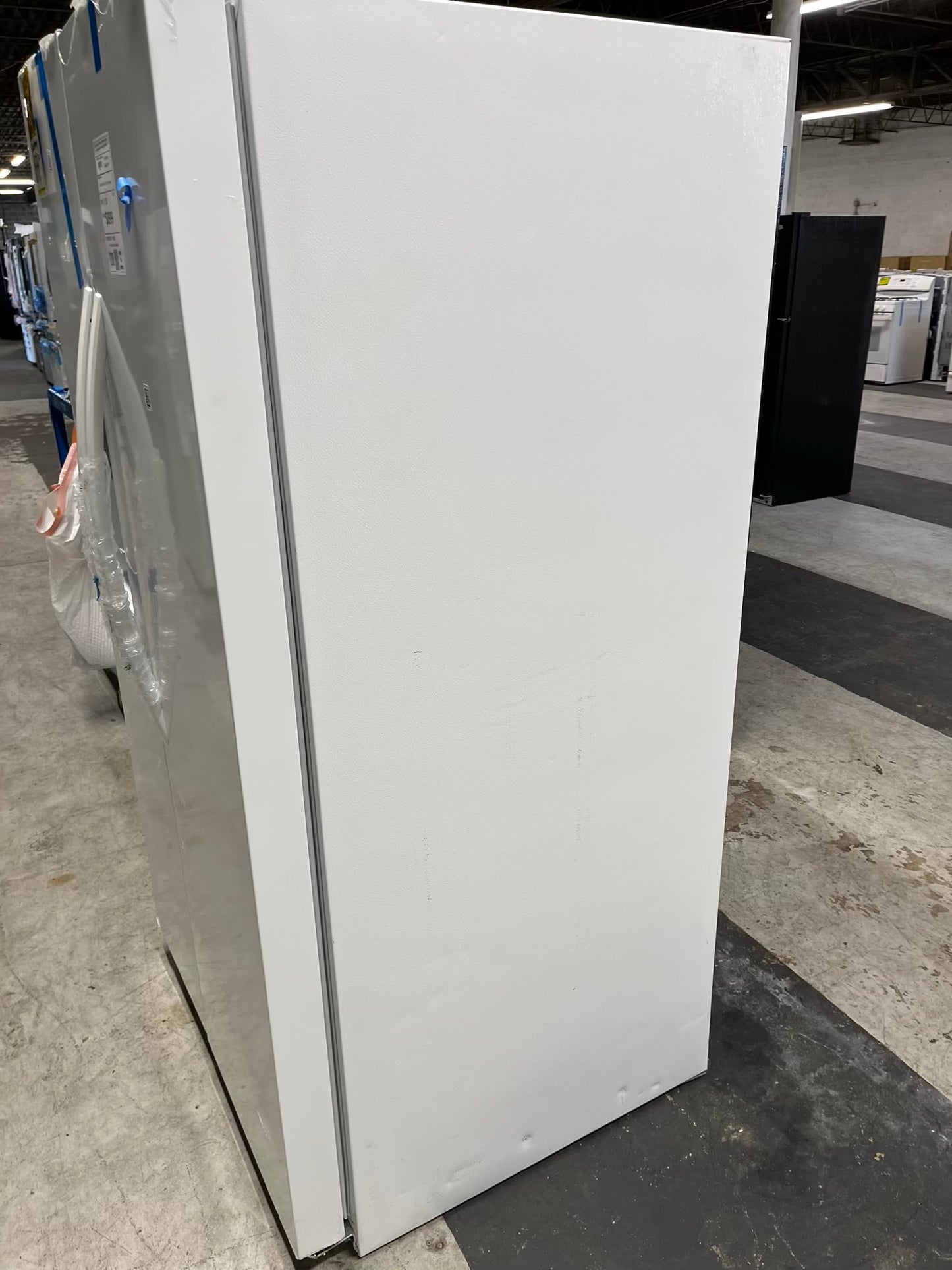 Open Box 📦 | scratch & dent Frigidaire refrigerator w/ice water dispenser in white 36" #RF837YB