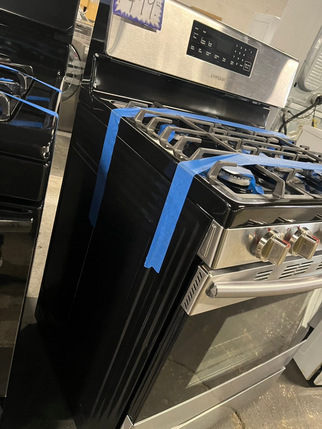 =Samsung gas stove 5 burner keep warm self clean bake broil i/lo in black & silver -used-Refurbished 30” #GTTA19B