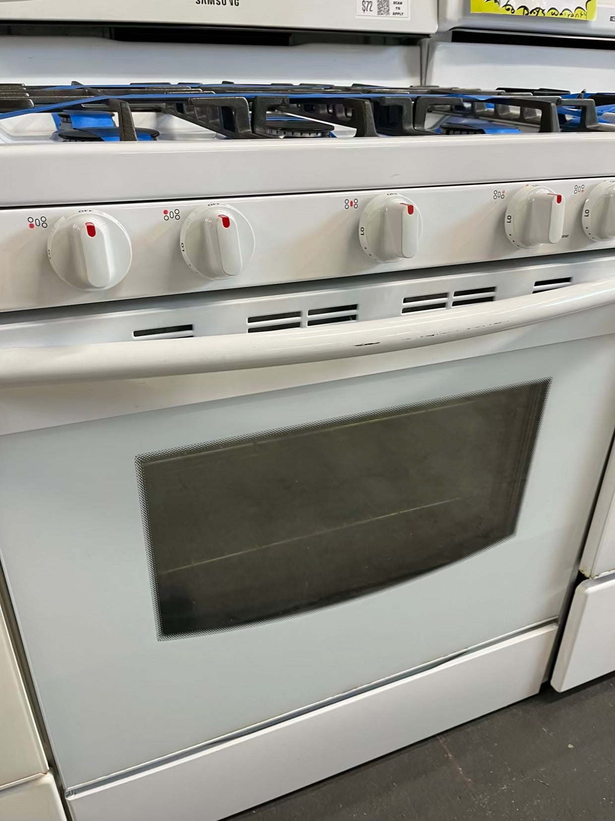 Samsung Gas range 5 burner bake broil self clean in white Refurbished 30" #GR212UB