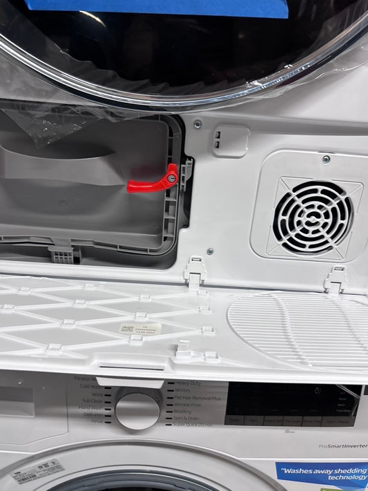> Special 🔥Open Box 📦 Scratch & Dent Beko 24" Front-Load stackable washer & Heat Pump Ventless Front Load Dryer 4.5 cu ft 220v electric #WD6NKB