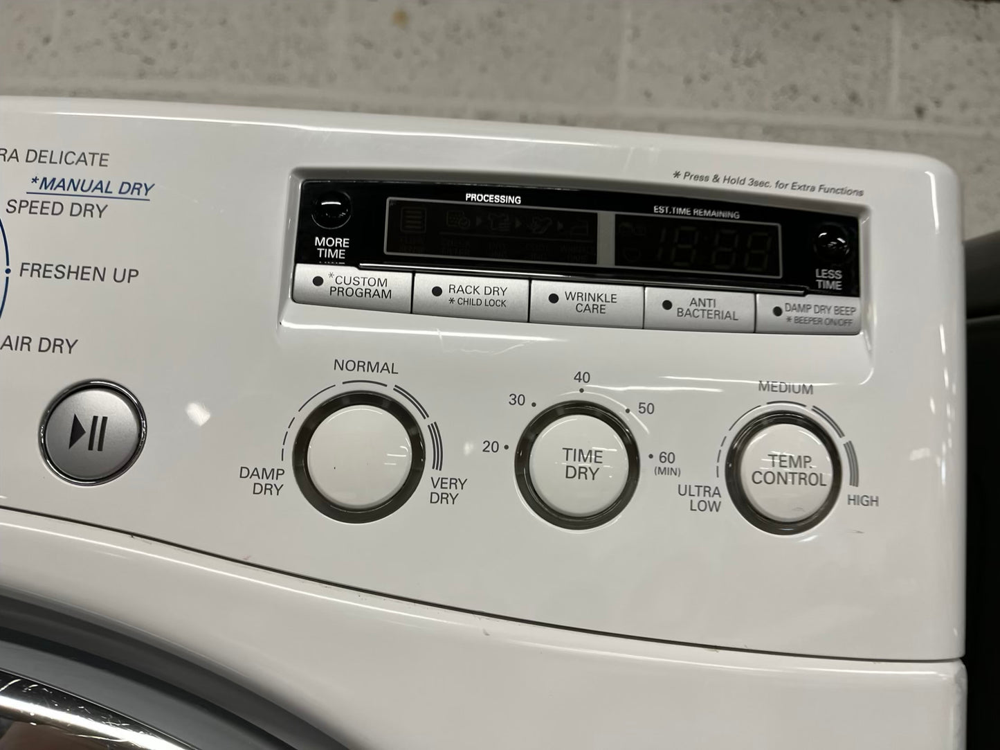 LG GAS washer & dryer set front load stackable in white 30" in Refurbished #WD928HB