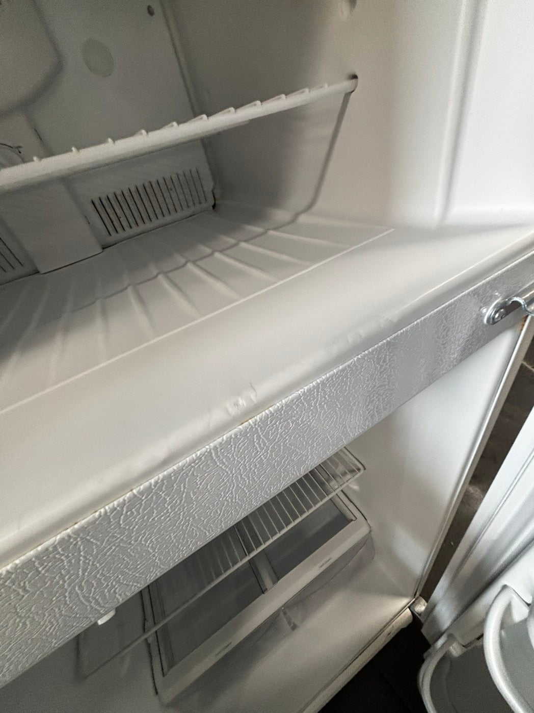 - Flash sale⚡️ Kenmore top freezer refrigerator 18cu.ft in white 30" ITEM #RFK311RB
