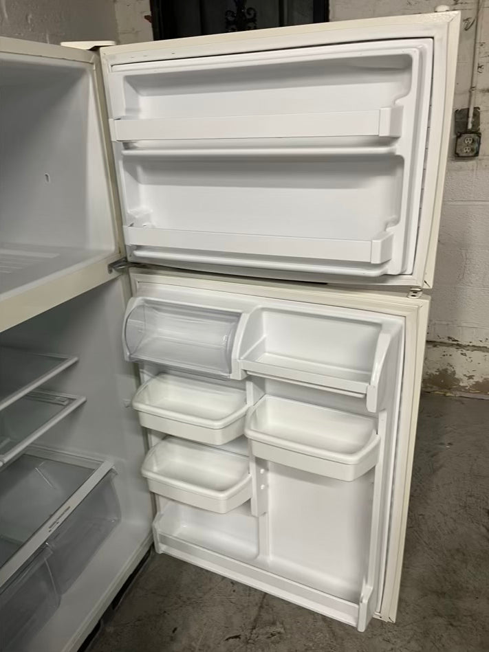 - whirlpool top freezer refrigerator off white used refurbished 33’ #RF901TB