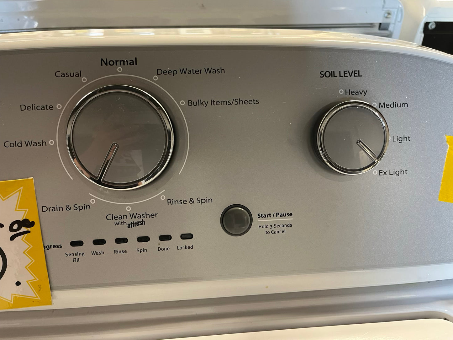 - Whirlpool 27 Top load washer white with/ agitator #W143MB