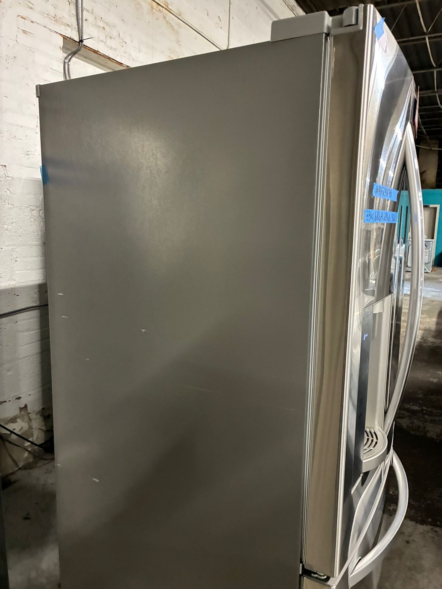 LG French door Refrigerator stainless steel w/ ice water dispenser 33" #RF29H7B