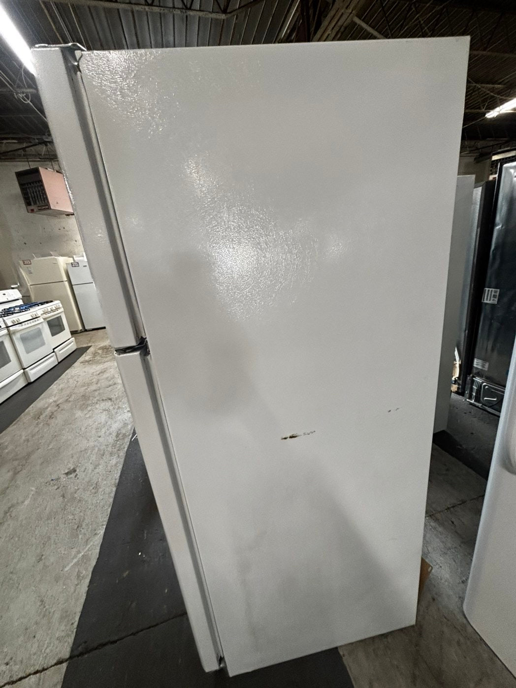 - Flash sale⚡️ Kenmore top freezer refrigerator 18cu.ft in white 30" ITEM #RFK311RB