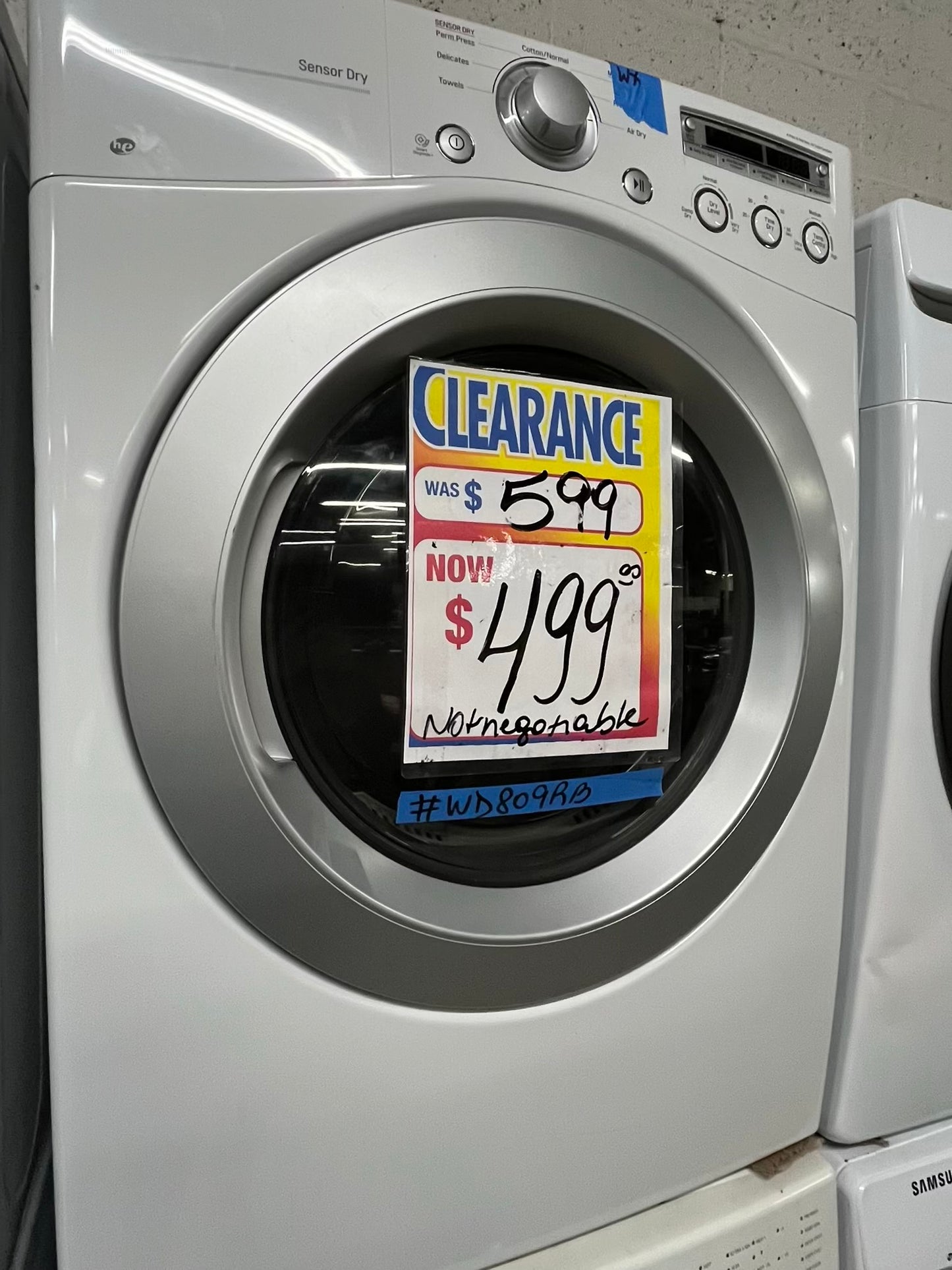 LG washer 4.5 cu ft & dryer 7.5 cu ft set electric 220v front load stackable sensor dry He in white #WD809RB