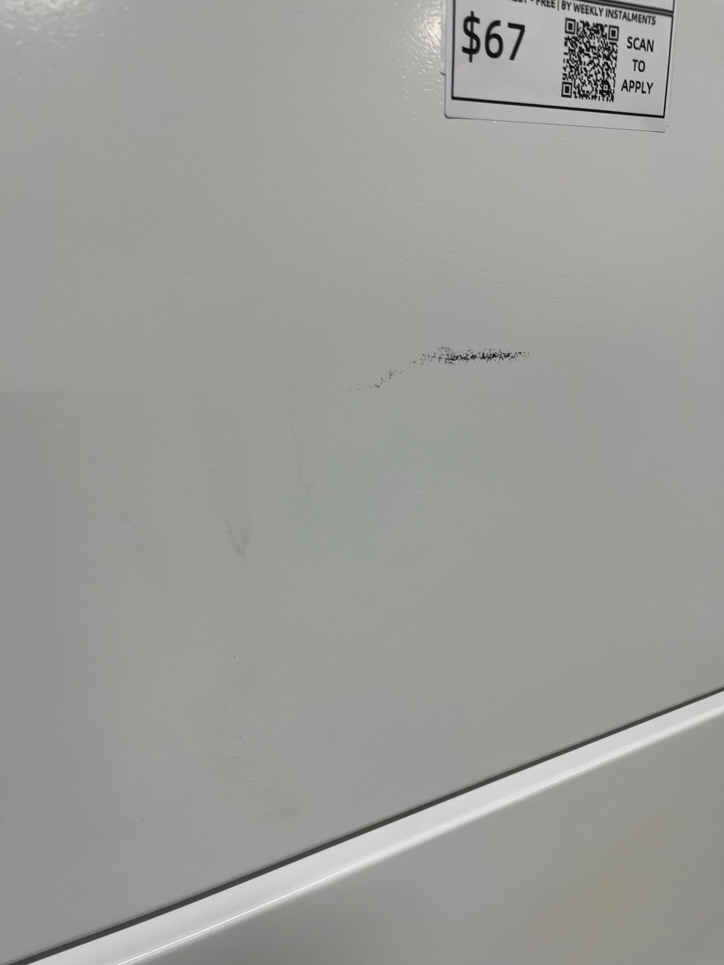 - Whirlpool Top freezer refrigerator in white 33" #RF893XB in Refurbished