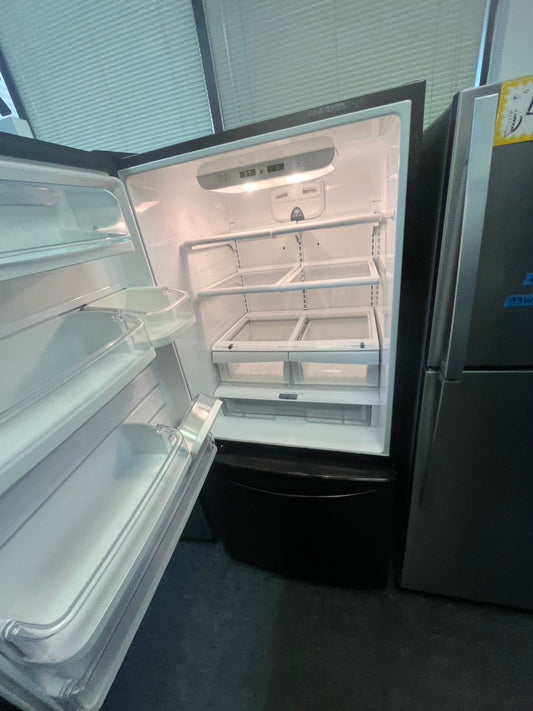 =🥳Kenmore 30” bottom freezer fridge black with iced maker refurbished 30” #KMO34L