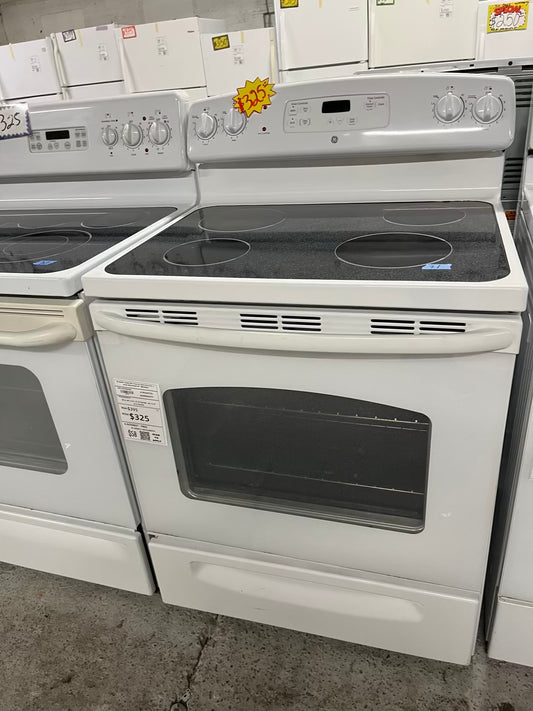 GE electric range 220v 4 burner bake broil hi/lo in white Refurbished 30" #ER408CB