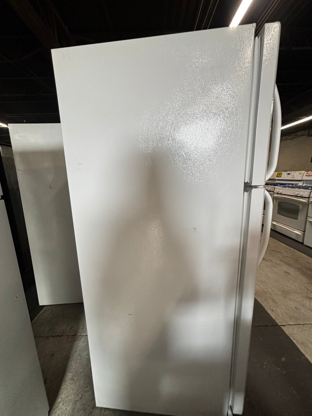 - Flash sale⚡️ Kenmore top freezer refrigerator 18cu.ft in white 30" ITEM #RFK311RB