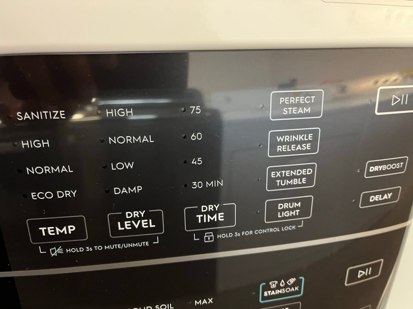 - Open Box 📦 Electrolux gas 27” wash-tower (washer & dryer) large capacity one unit staked #GD940L