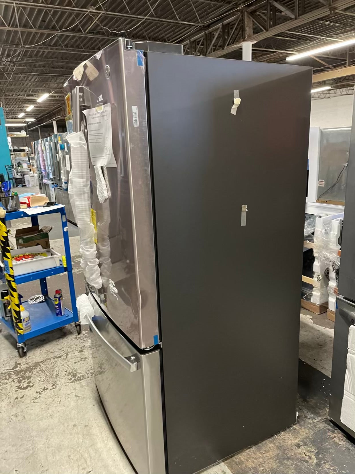 Open Box Frigidaire Profissional side x side Refrigerator stainless steel w/ice water dispenser 36" counter Depth #RE775VB