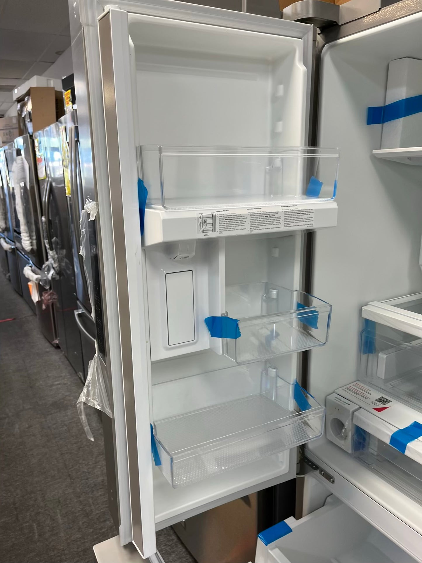 Open box | Scratch & Dent Frigidaire French door refrigerator stainless steel w/ice maker 36" #RF494VL