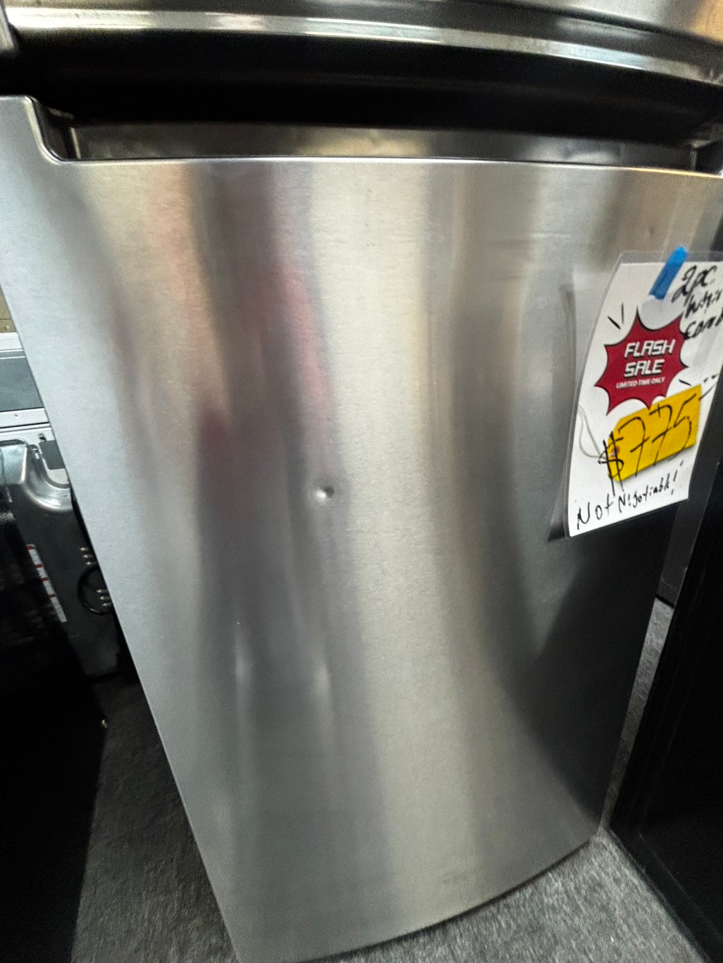 Flash sale⚡️ 2pc. Combo Whirlpool top freezer refrigerator stainless steel 28" counter depth & double oven electric stove 30” #RF2PCW5L