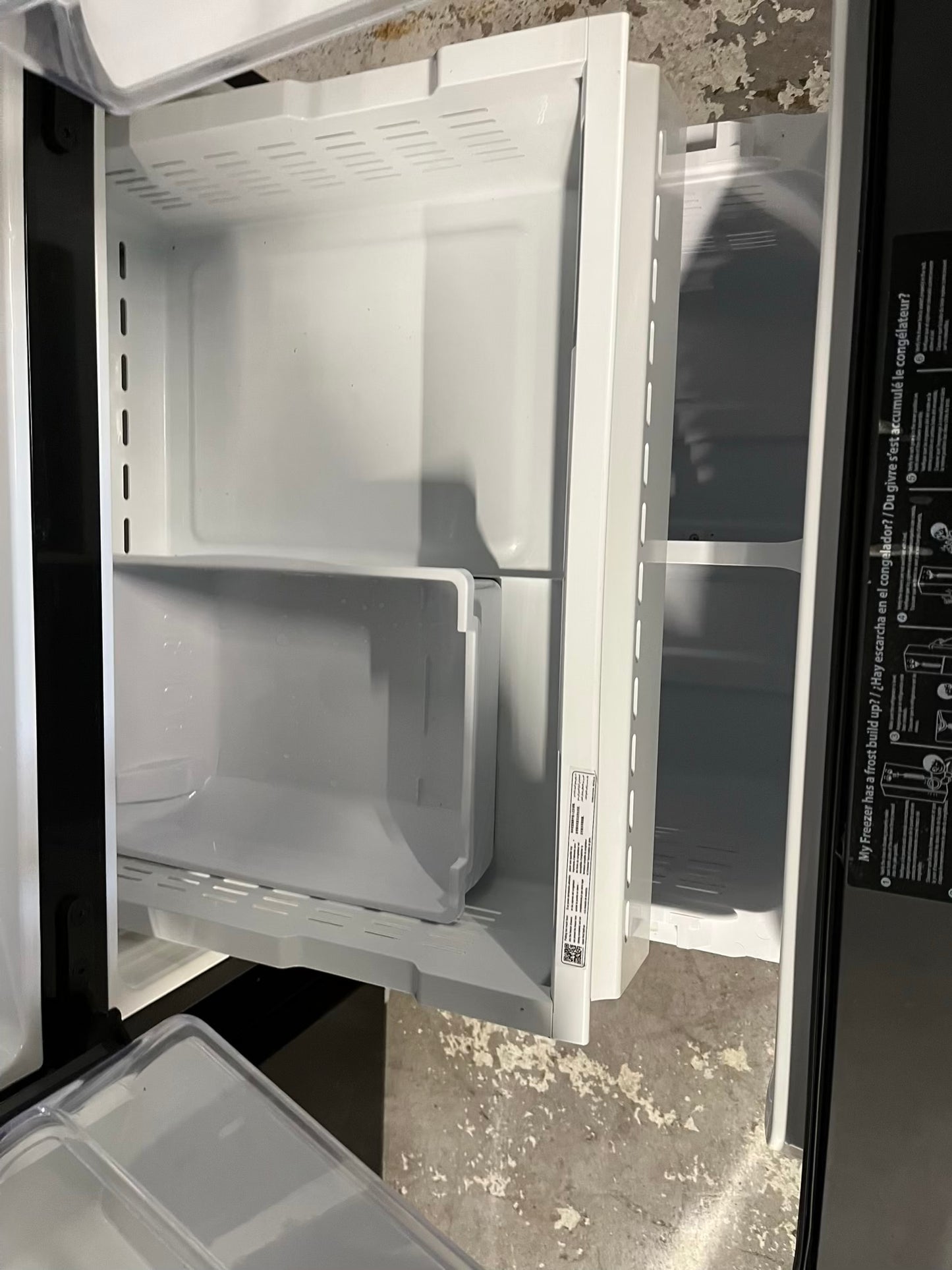 - Samsung French door refrigerator black stainless steel w/ice maker 30” #RF394TB
