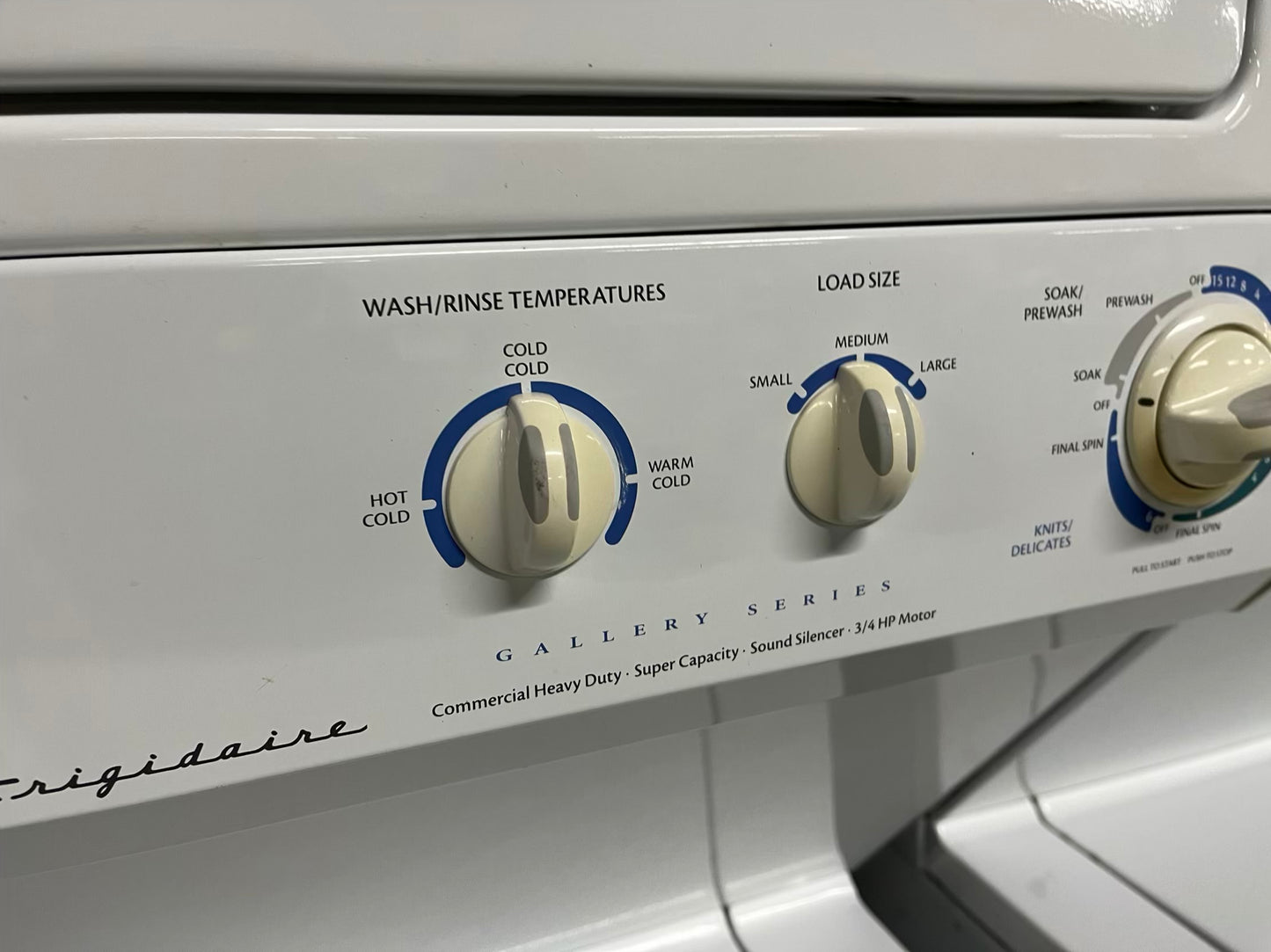 Frigidaire laundry center GAS washer & dryer set 27" #LC595HB