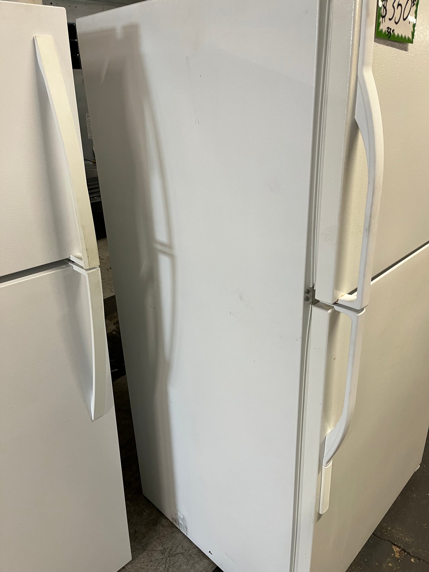 - Kenmore top freezer refrigerator white 33" #RF904WB Refurbished