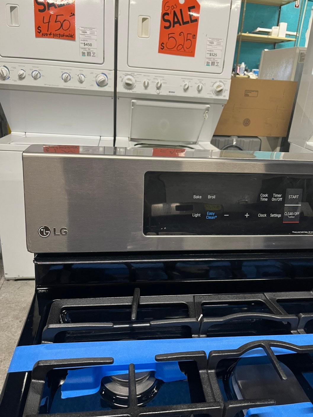 - LG gas range Black stainless steel 5 burner bake broil self clean 30" #GR122B