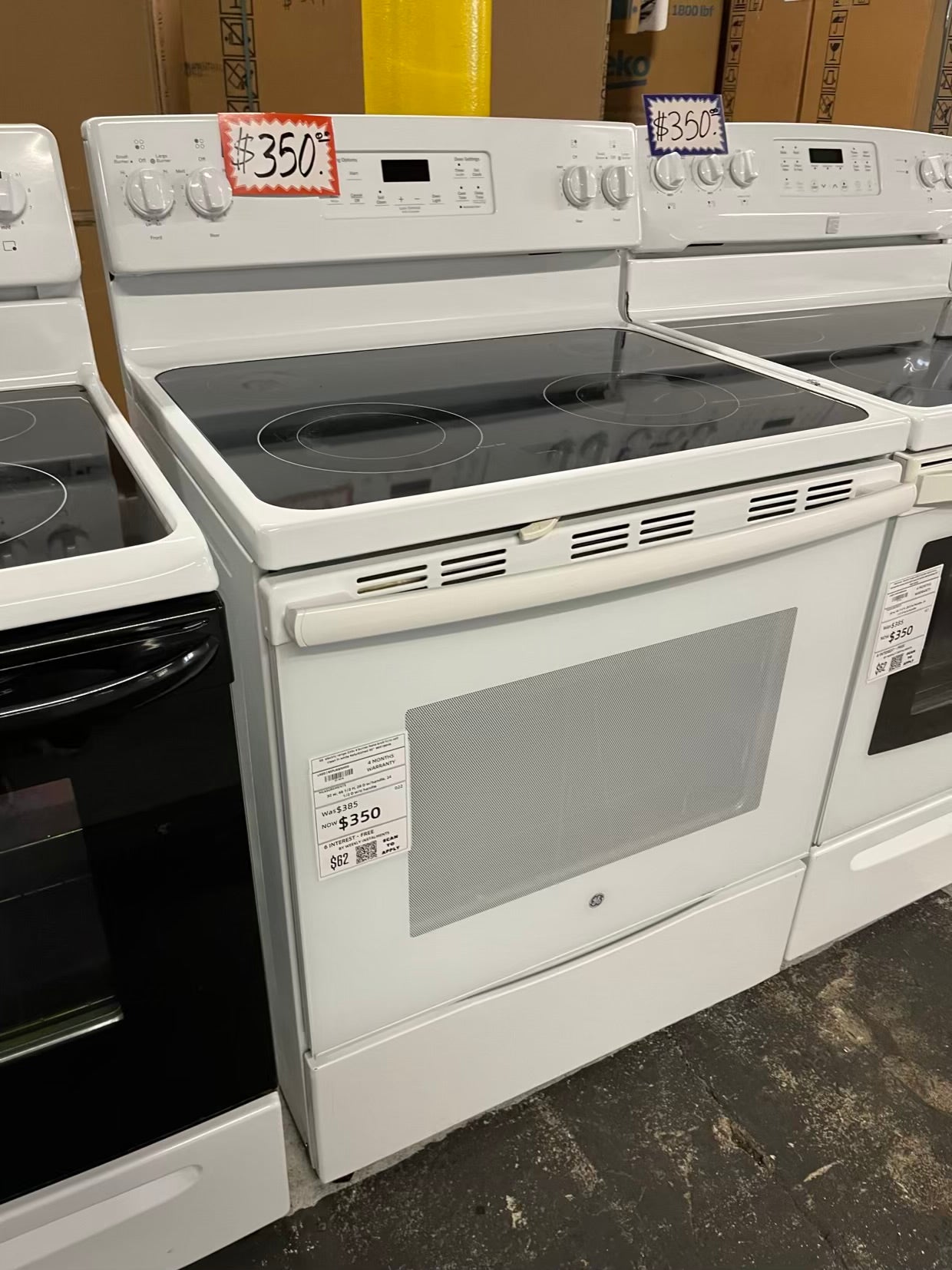 GE electric range 220v 4 burner bake broil hi/lo self clean in white Refurbished 30" #ER186HB