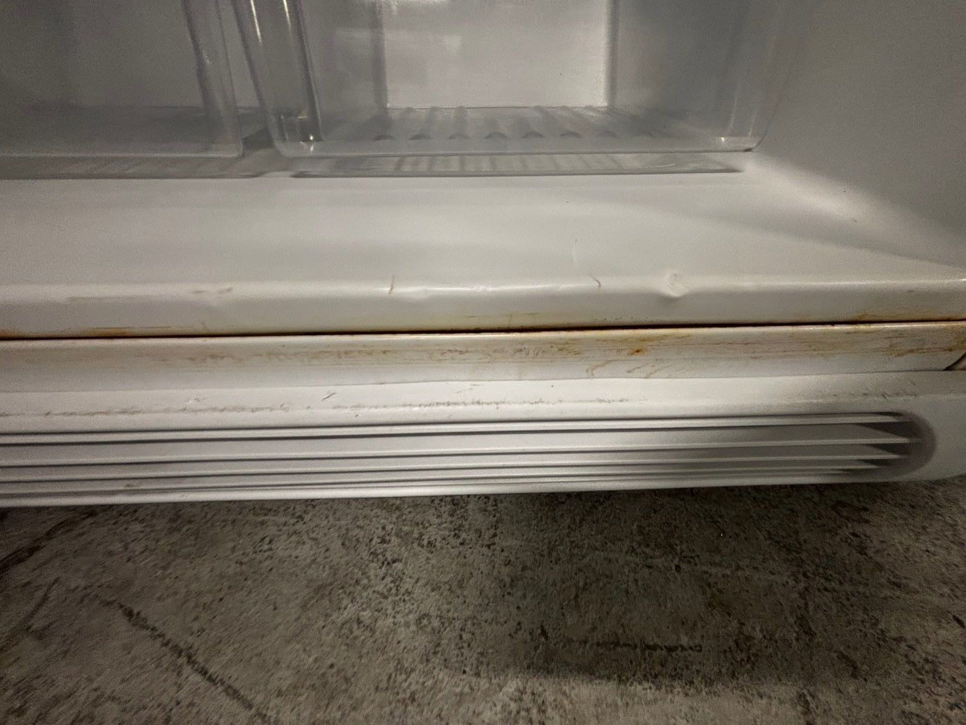 - Flash sale⚡️ Kenmore top freezer refrigerator 18cu.ft in white 30" ITEM #RFK304RB
