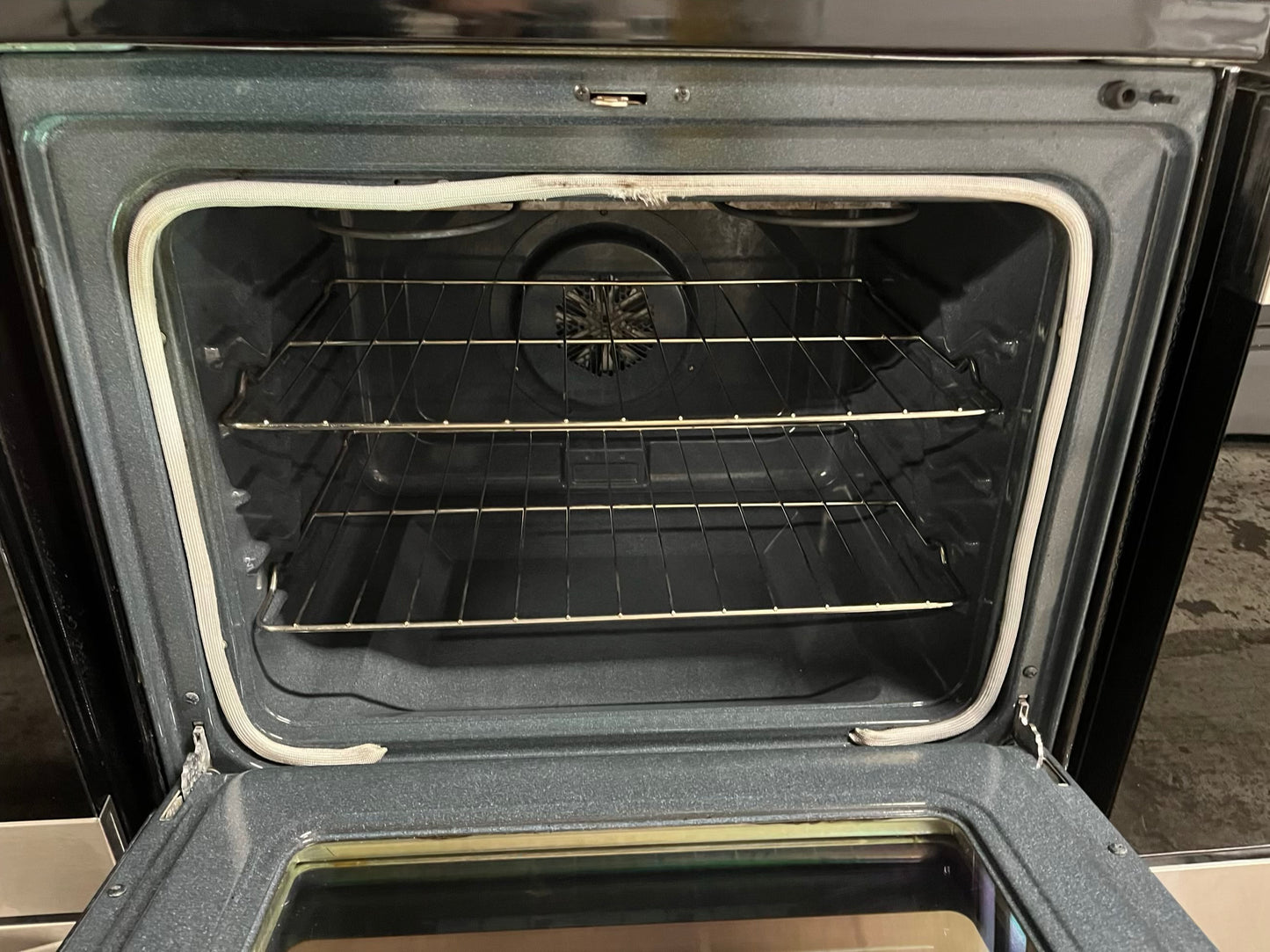 Whirlpool Glass top electric 220v range 5 burner warm zone convection bake broil steam clean stainless steel 30" Refurbished #ER748KB