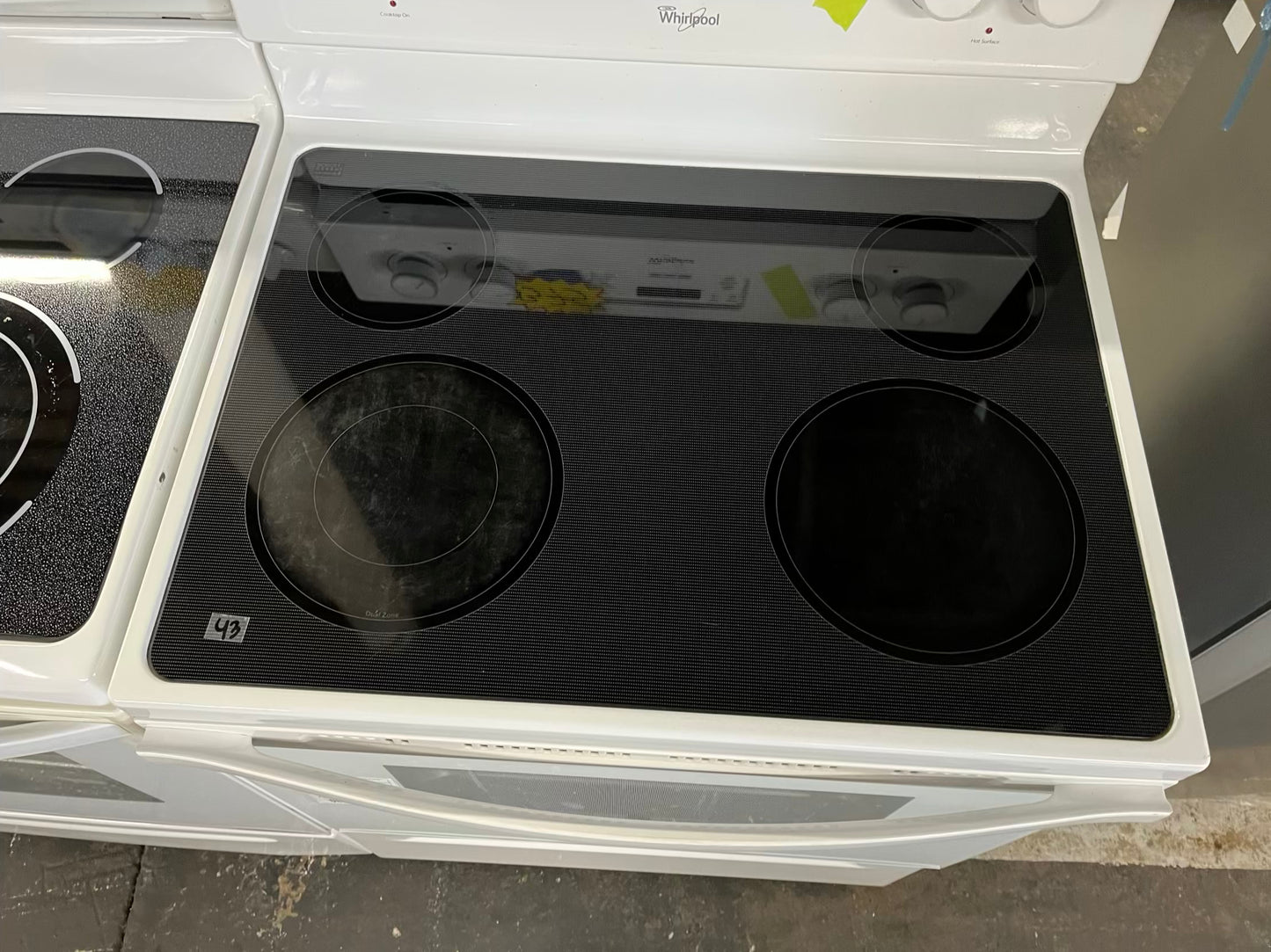 Whirlpool electric 220v range 4 burner bake broil in white Refurbished 30" #ER941DB