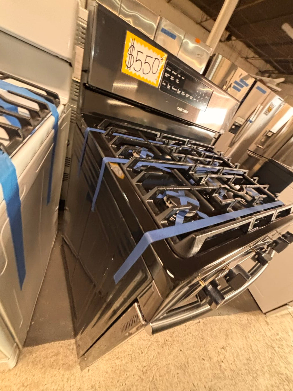 } } black silver , samsung Gas range 5 burner convection oven bake ,broil Hi/Lo self clean in black stainless steel used-Refurbished 30” #BSGS60FB