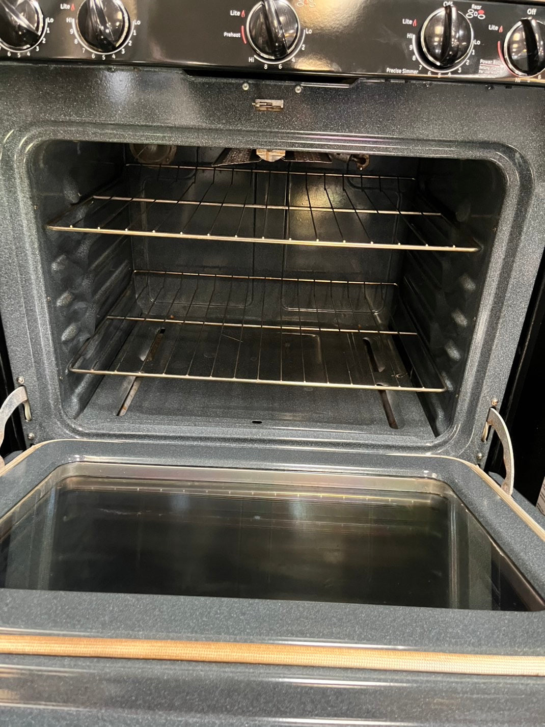 GE Gas range 5 burner bake broil hi/lo self clean in Black Refurbished 30" #GRB23L
