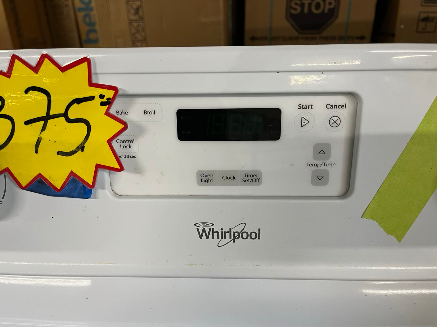 Whirlpool electric 220v range 4 burner bake broil in white Refurbished 30" #ER941DB