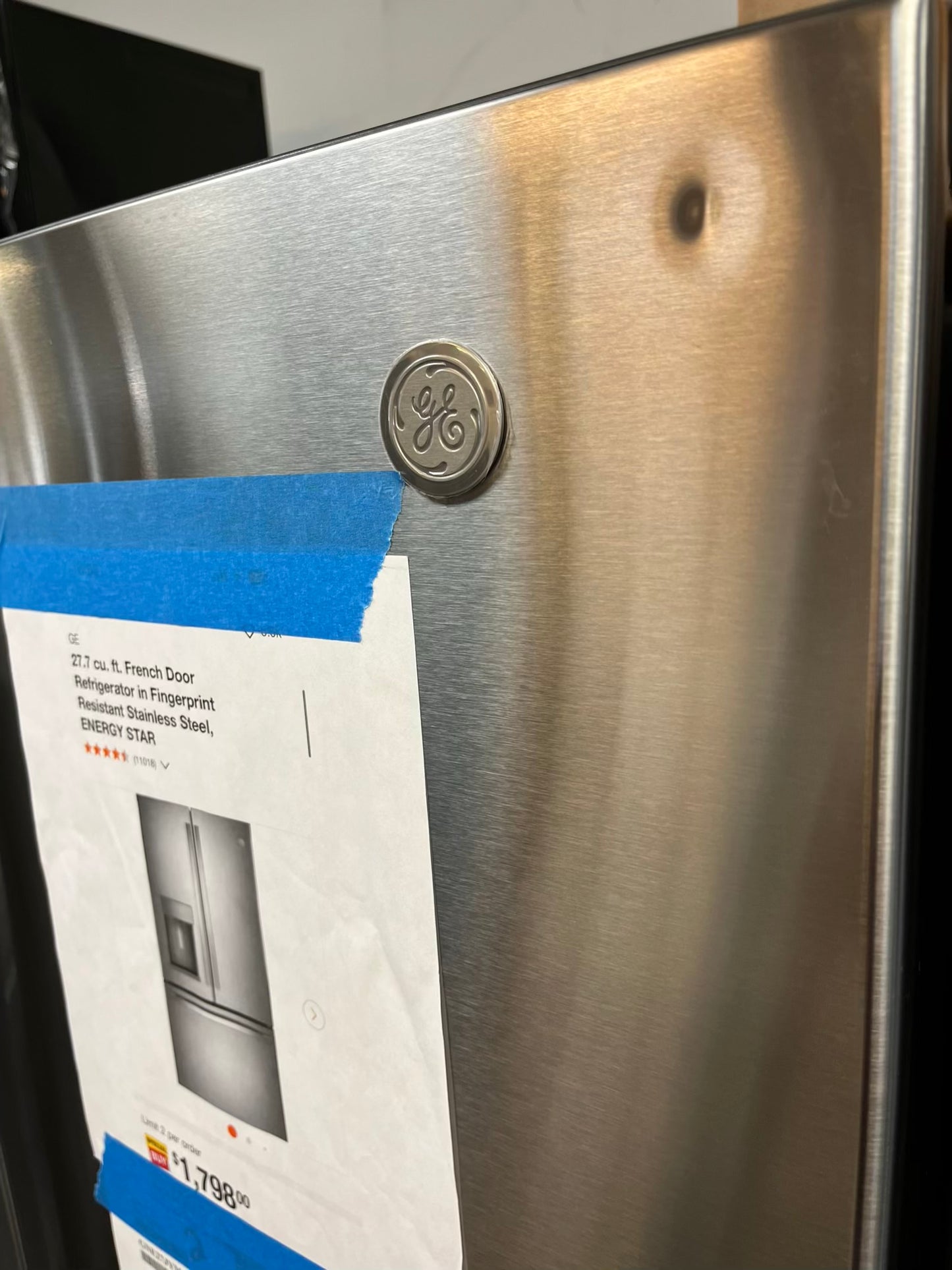 Customer Return | Scratch & Dent GE French door refrigerator stainless steel w/ice & water dispenser inside 36" #RF492GL
