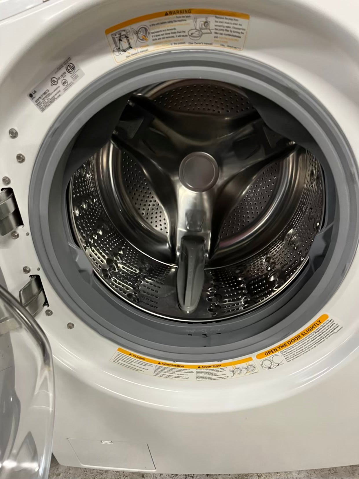 LG washer & dryer set electric 220v front load stackable In white 30" In Refurbished #WD929TB