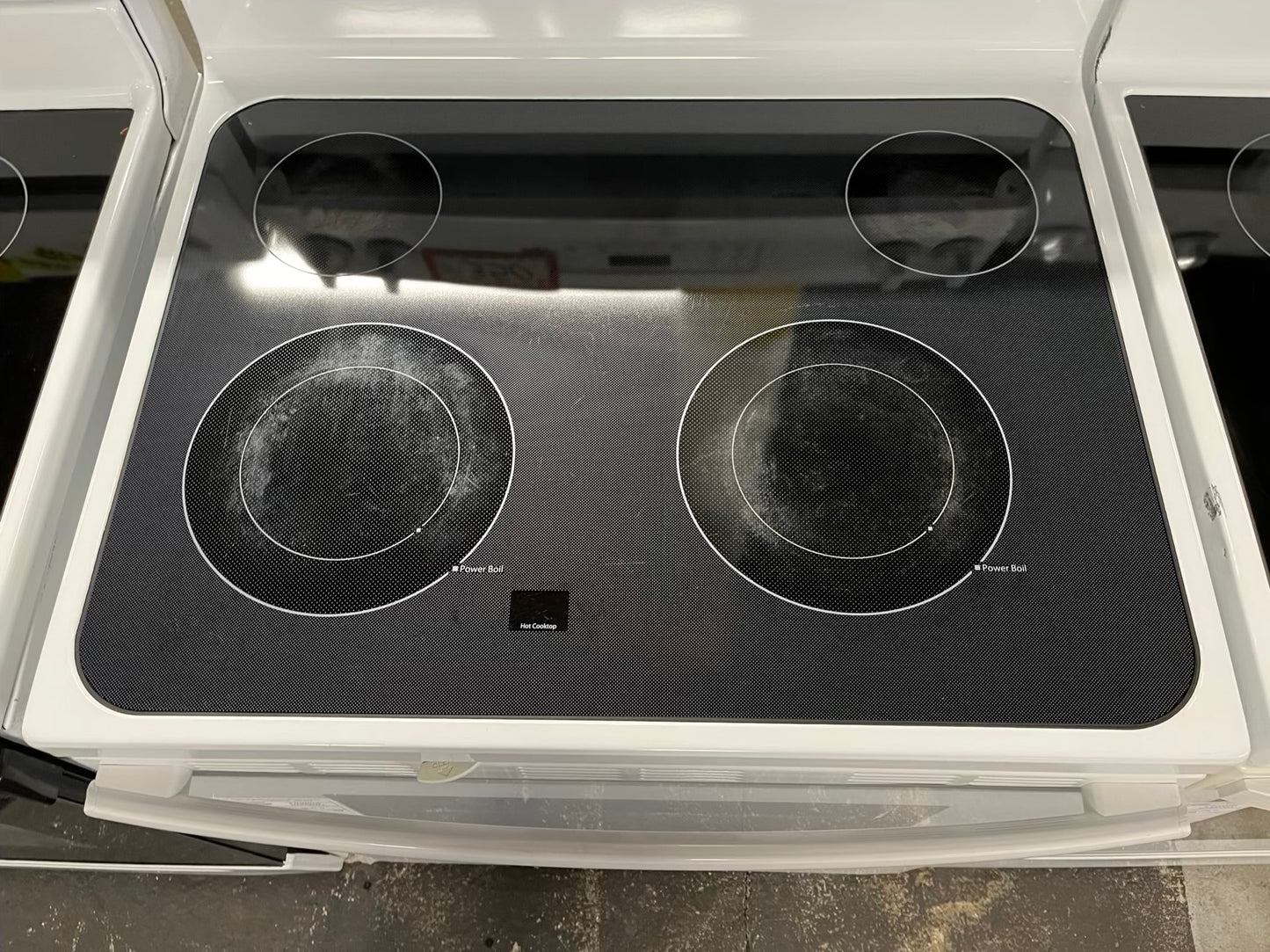 GE electric range 220v 4 burner bake broil hi/lo self clean in white Refurbished 30" #ER186HB