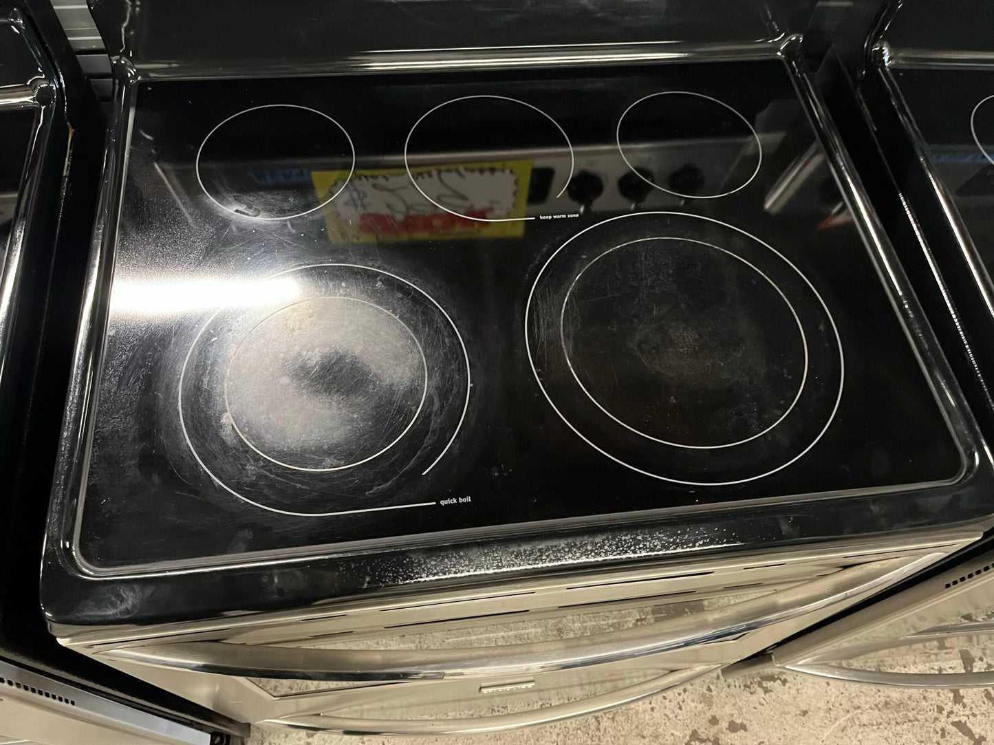 Frigidaire Gallery electric range stainless steel 5 burner warm zone bake broil self clean 30” item number #ER934KB