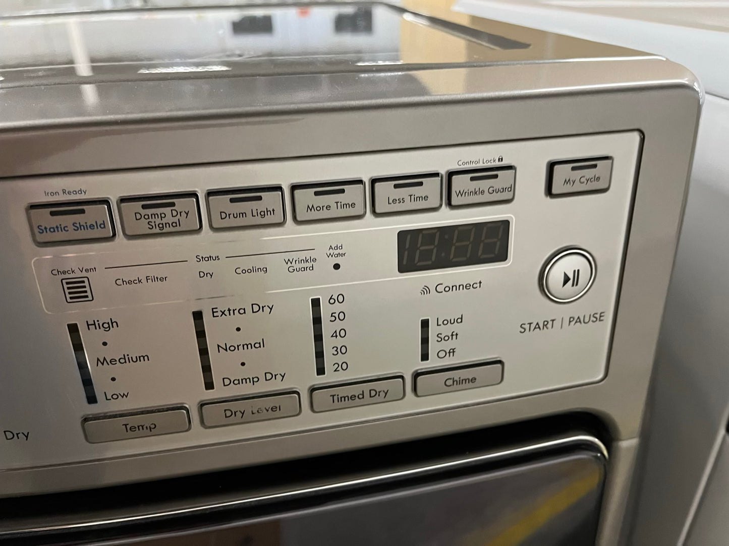 Kenmore Elite front load stackable electric 220v dryer stainless steel w/steam cycle 27" #ED420VB
