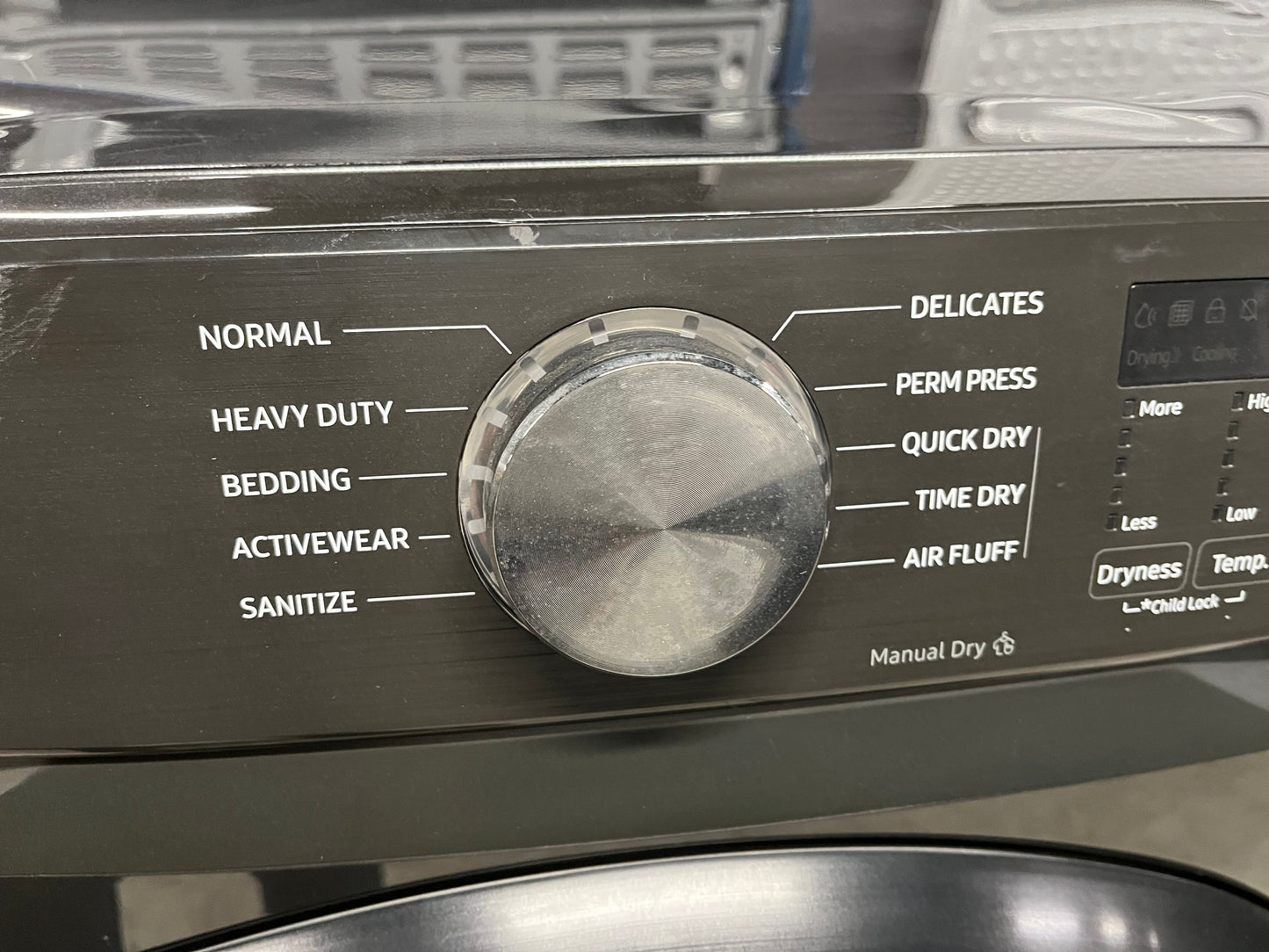 Open Box - Scratch & Dent Samsung - 7.5 Cu. Ft. Stackable Electric 220v Dryer with Sensor Dry - Fingerprint Resistant Black Stainless Steel 27" #ED488QB