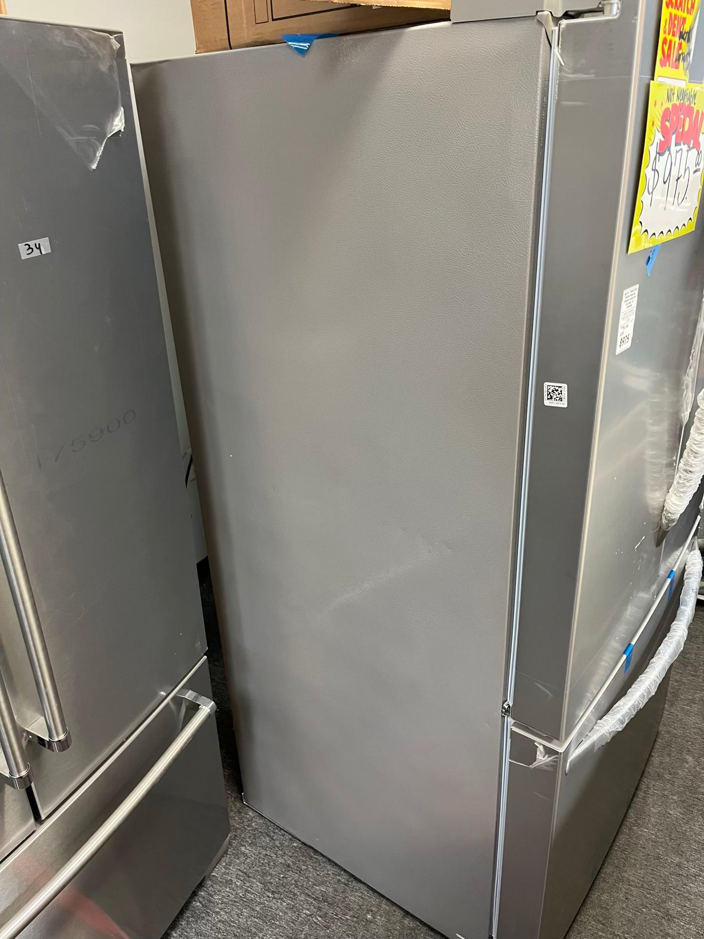 Open box | Scratch & Dent Frigidaire French door refrigerator stainless steel w/ice maker 36" #RF494VL