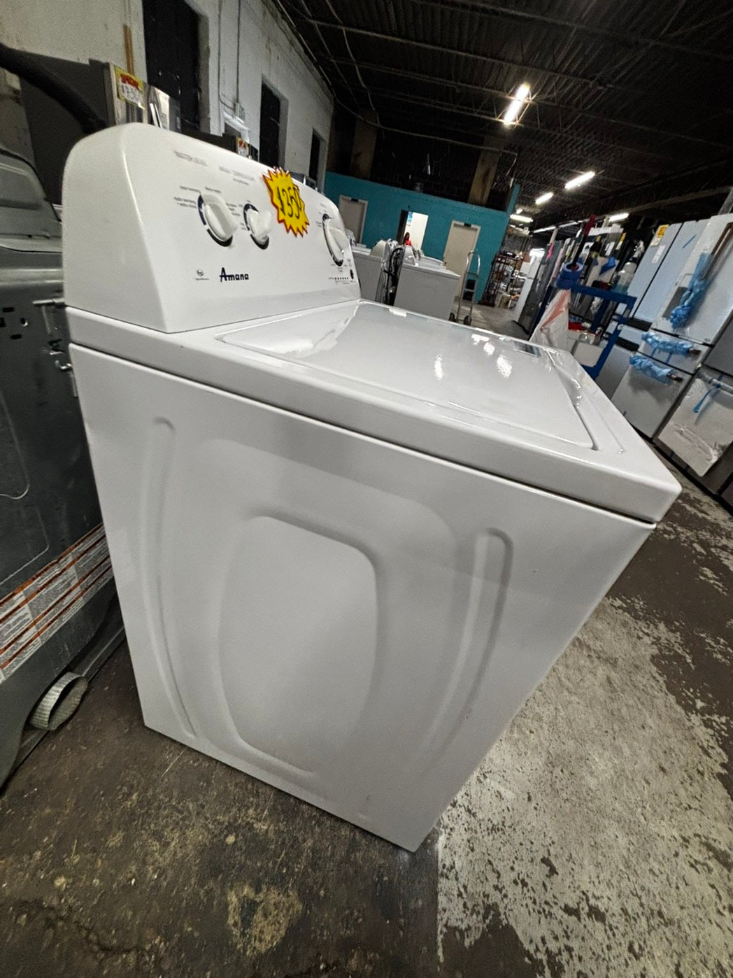 Amana 3.5 cu. ft. Top Load Washer has a Deep Water Wash option that fills the porcelain tub wash basket with more water to help break down loose soils. It also has a heavy-duty cycle for deep stains TWAM377WL