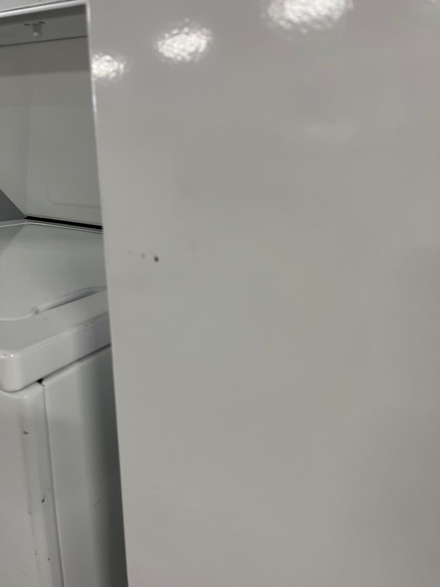 Whirlpool Upright Freezer in white 30" 16 cubic feet Item #FZ755B