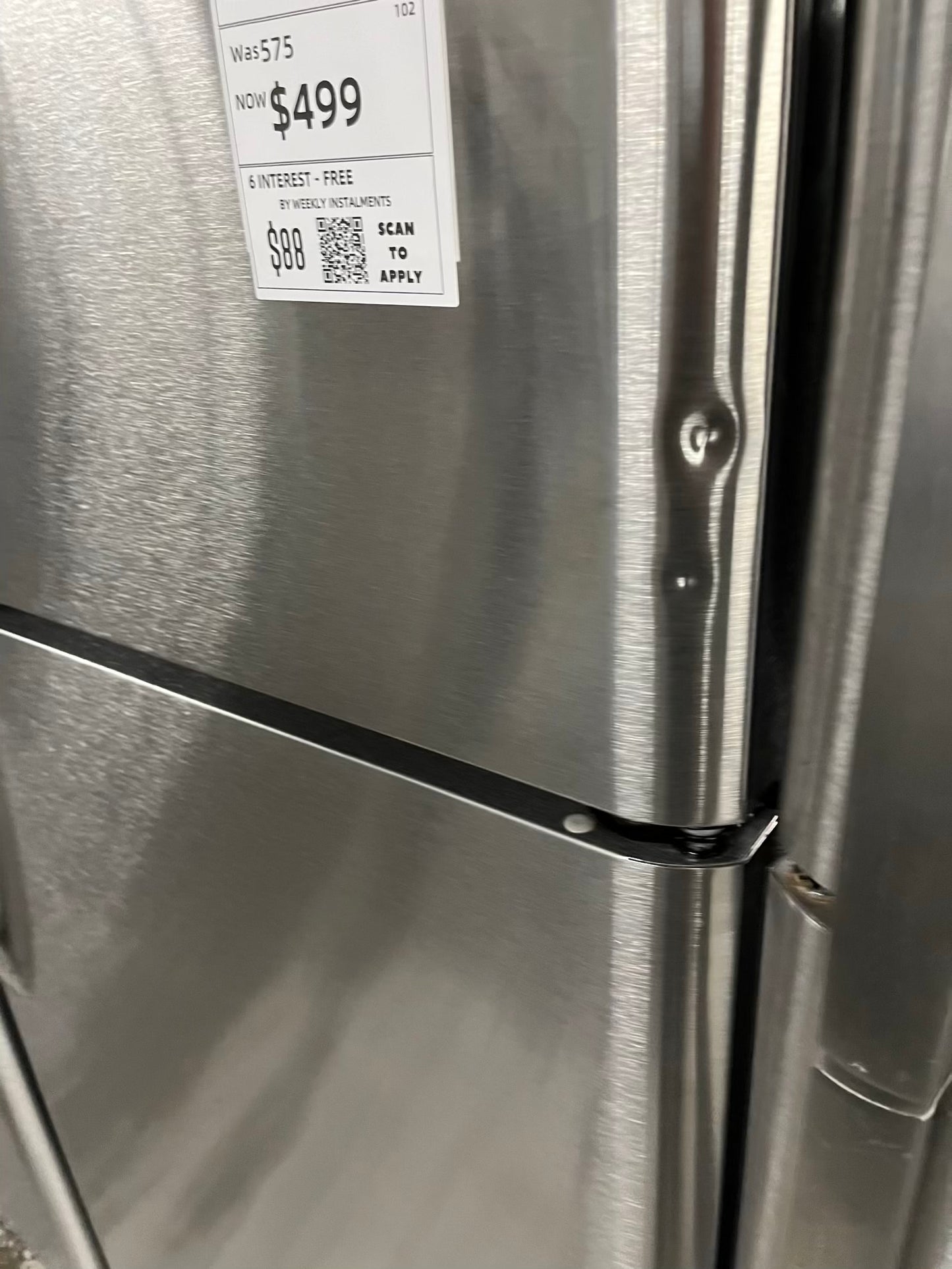 - Frigidaire Top freezer Refrigerator stainless steel 30" #RF207GB