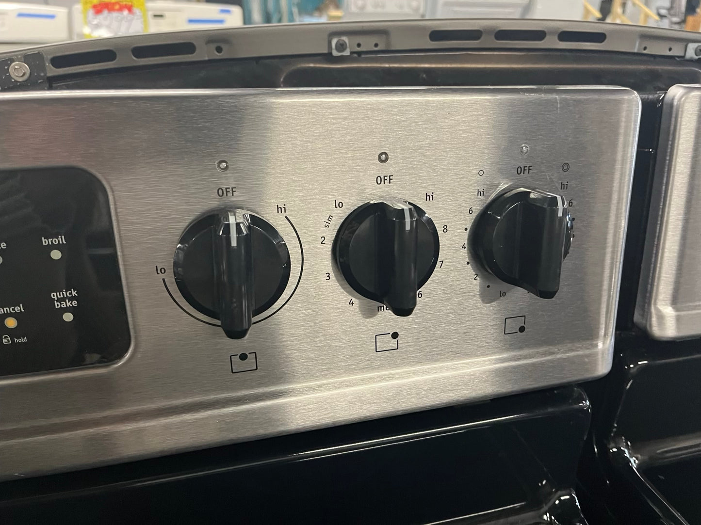 - Frigidaire electric range stainless steel 5 burner warm zone bake broil self clean 30” item number #ER9351CB