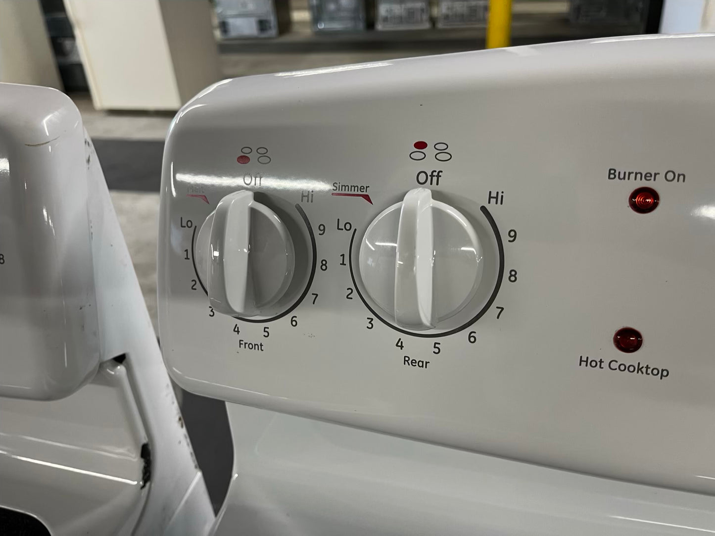 GE electric range 220v bake broil hi/lo in white Refurbished 30" #ER400YB