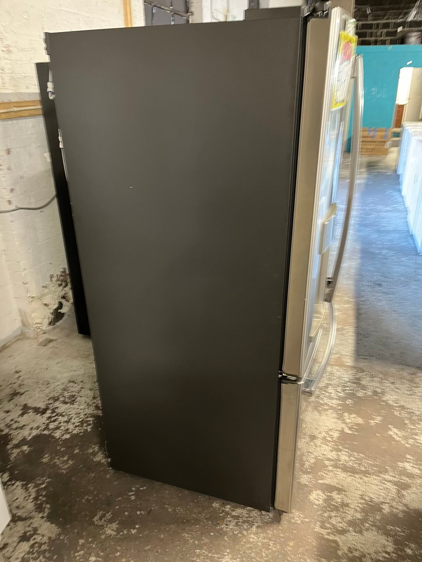 - GE French door Refrigerator stainless steel w/ ice water dispenser 36" #RF739PB